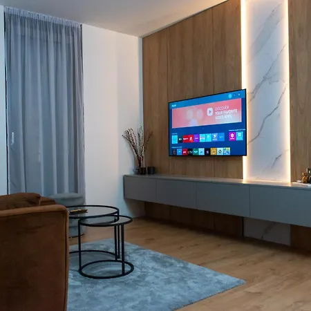 Apartment Chic *