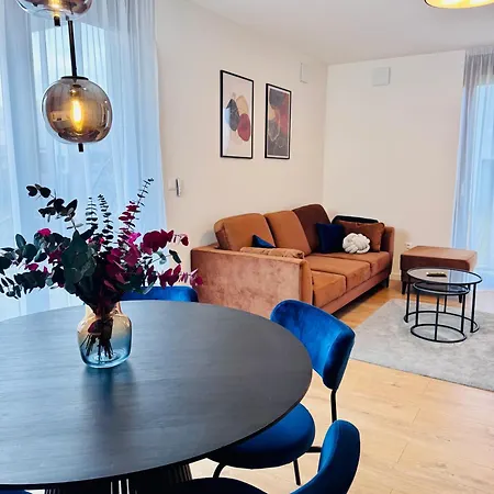 Chic Apartment *